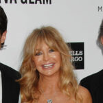 Oliver Hudson opens up about ‘trauma’ he faced with mom Goldie Hawn while growing up